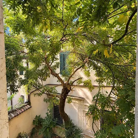 House Leoncino Verona